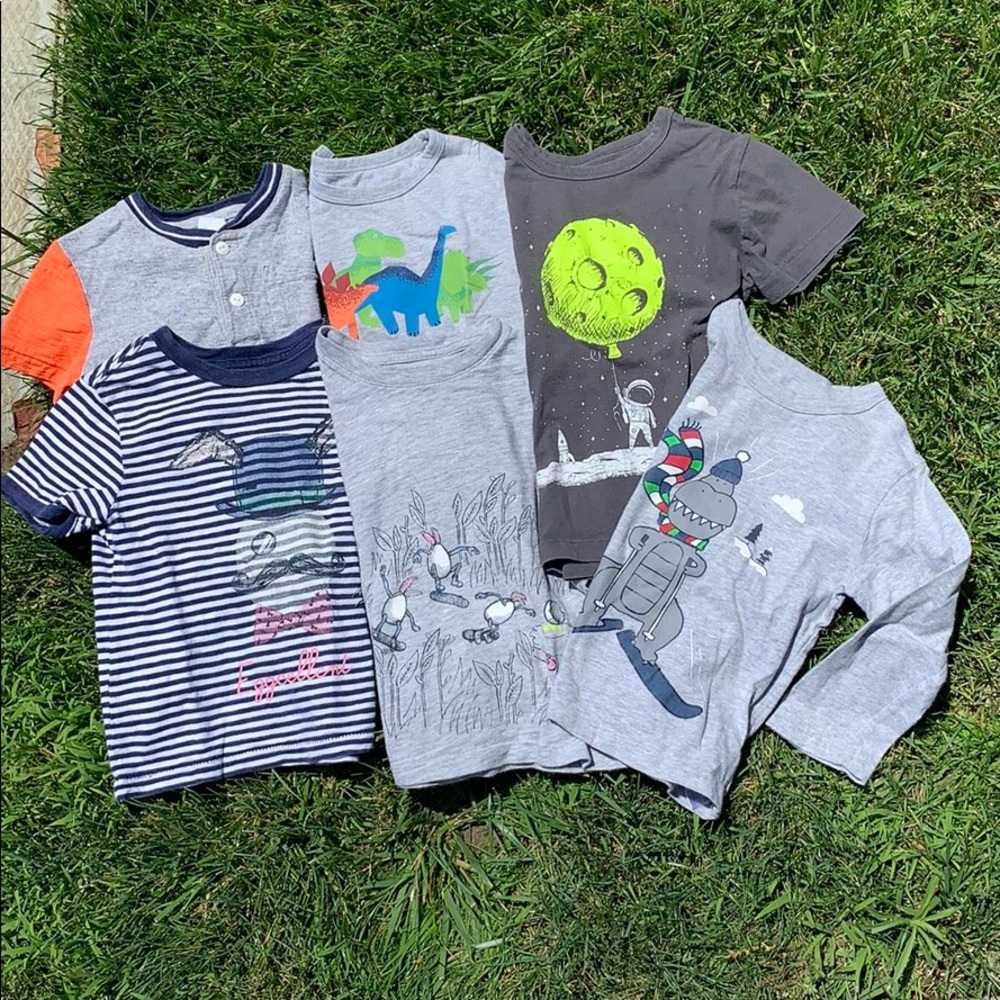 Bundle of GAP graphic t’s 3T
